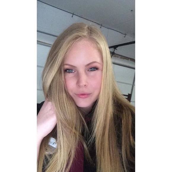 Meet your Posher, Emily - Picture 1 of 1